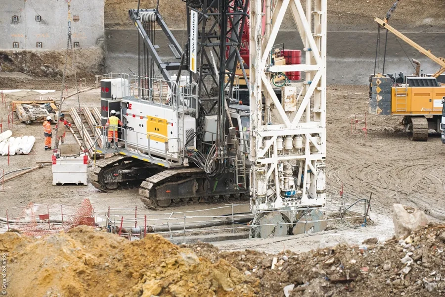 Chantier des parois moulées à Villejuif Institut Gustave Roussy.  