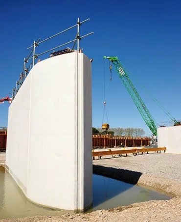 Une pile du futur viaduc (576 m) du Lez et de la Lironde.